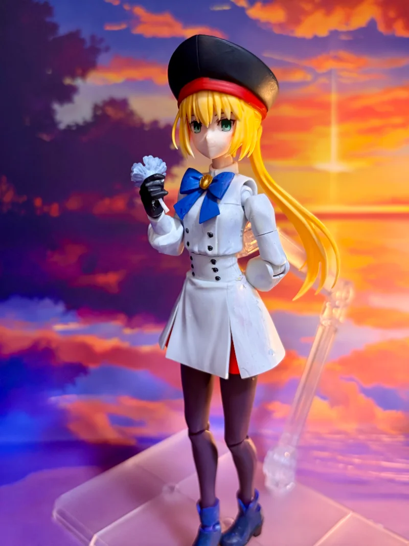 30MS_アルトリアキャスター_背景ボードと完成品_側面