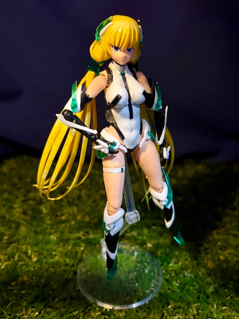 アンジェラバルザック_塗装後_しかめっ面