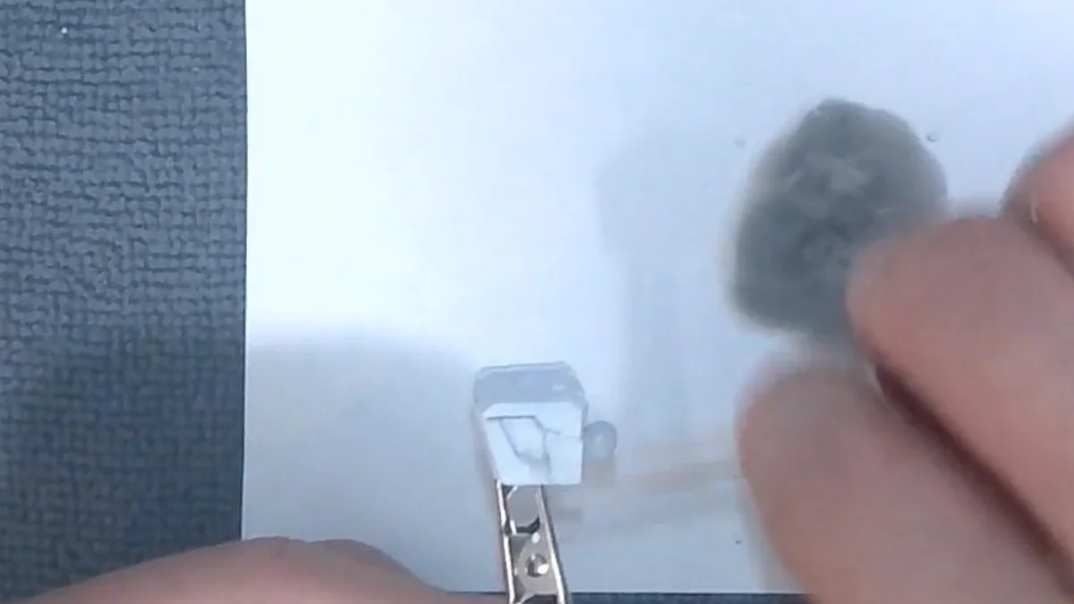 HG_ガンダムグラスフェザー装備_墨入れ2