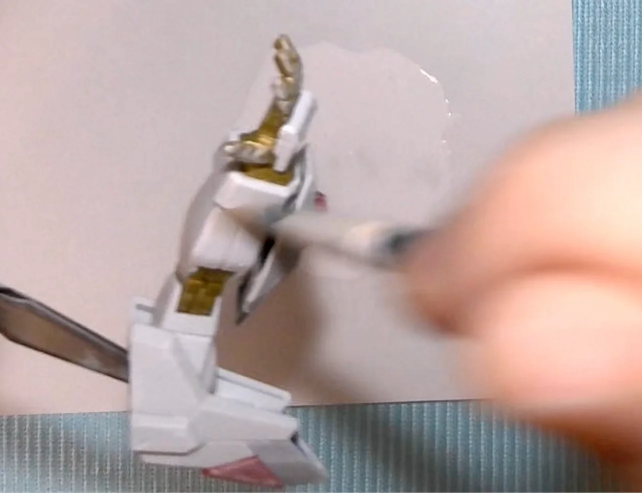 HG_マイティーストライクフリーダムガンダム_下地塗装