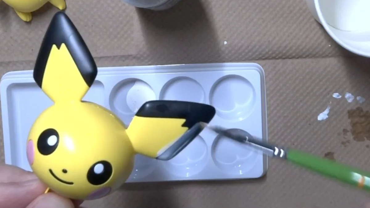 ポケプラ_ピチュー_下地塗装中